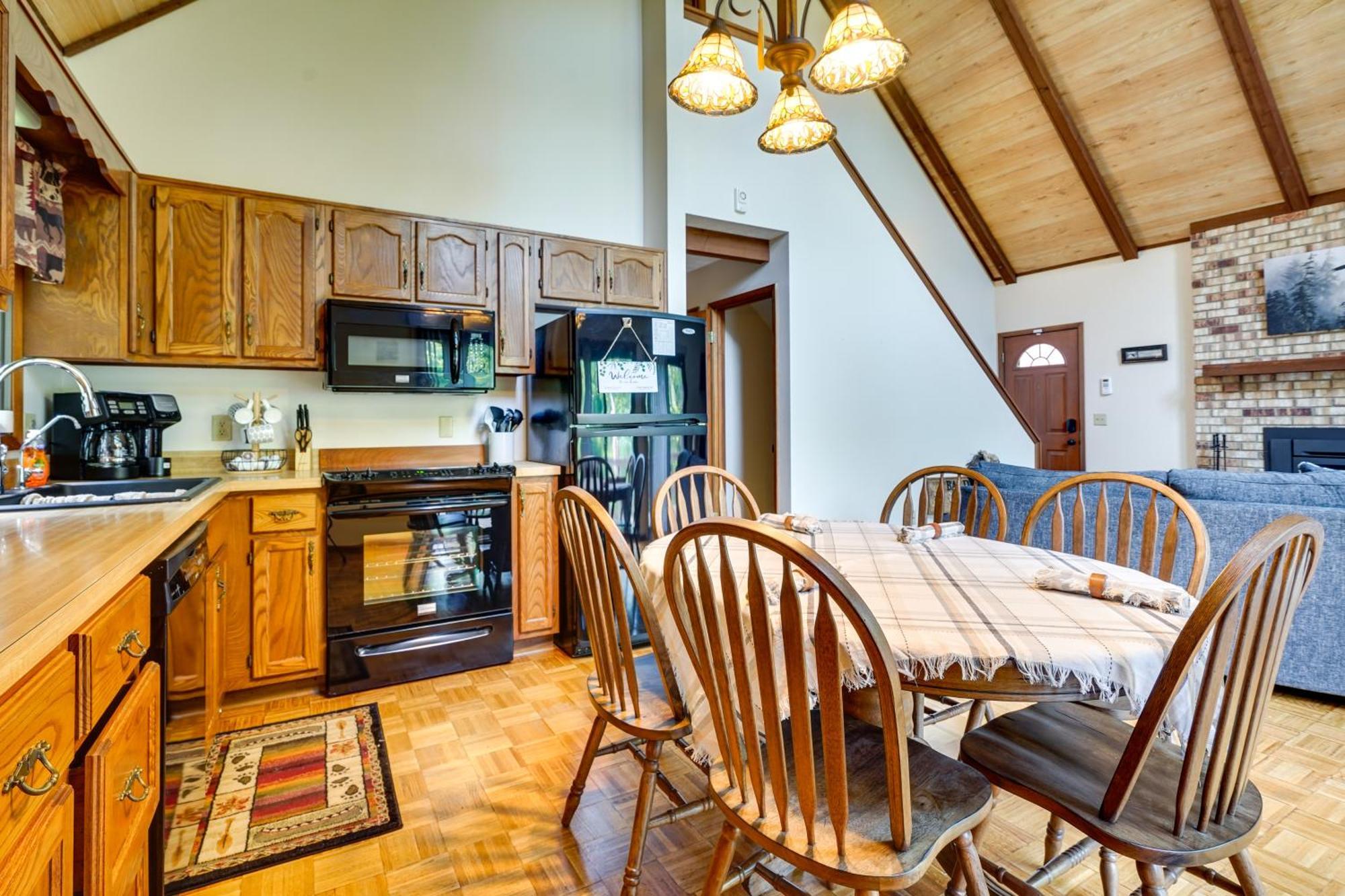 Howard Cabin Rental About 3 Mi To Apple Valley Lake! Mount Vernon Ngoại thất bức ảnh