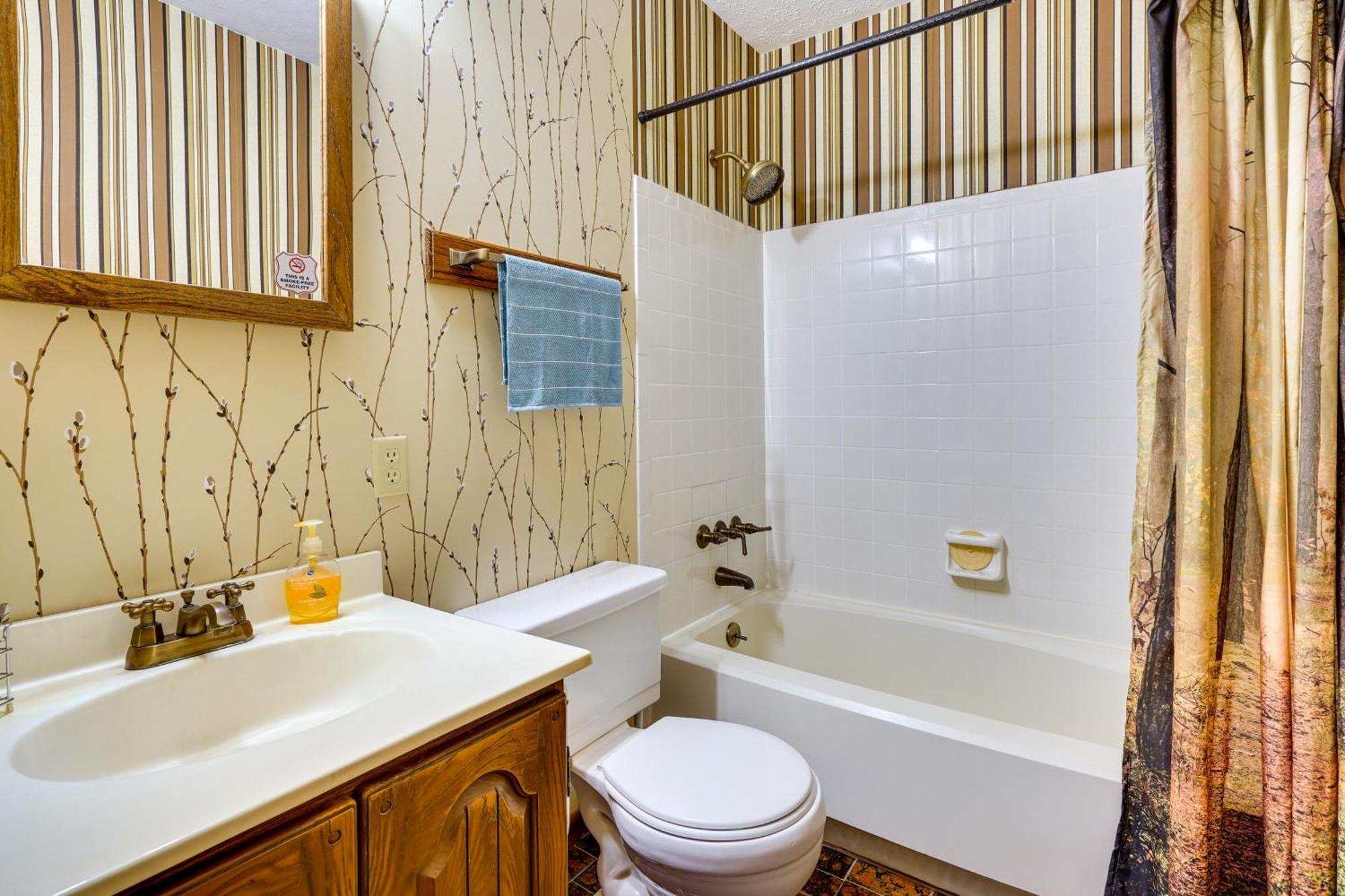 Howard Cabin Rental About 3 Mi To Apple Valley Lake! Mount Vernon Ngoại thất bức ảnh